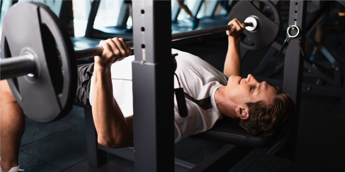 Free Weights vs Machines: Which One Builds Muscle Better?