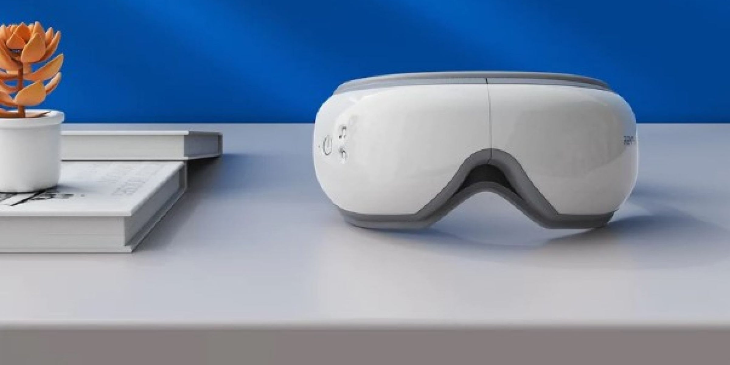 What This Best-Selling Eye Massager Reminded Me About Self-Care