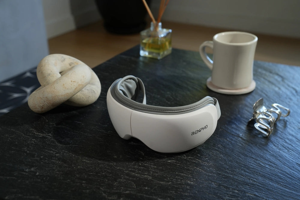 How to Choose the Best Eye Massager For Your Parents